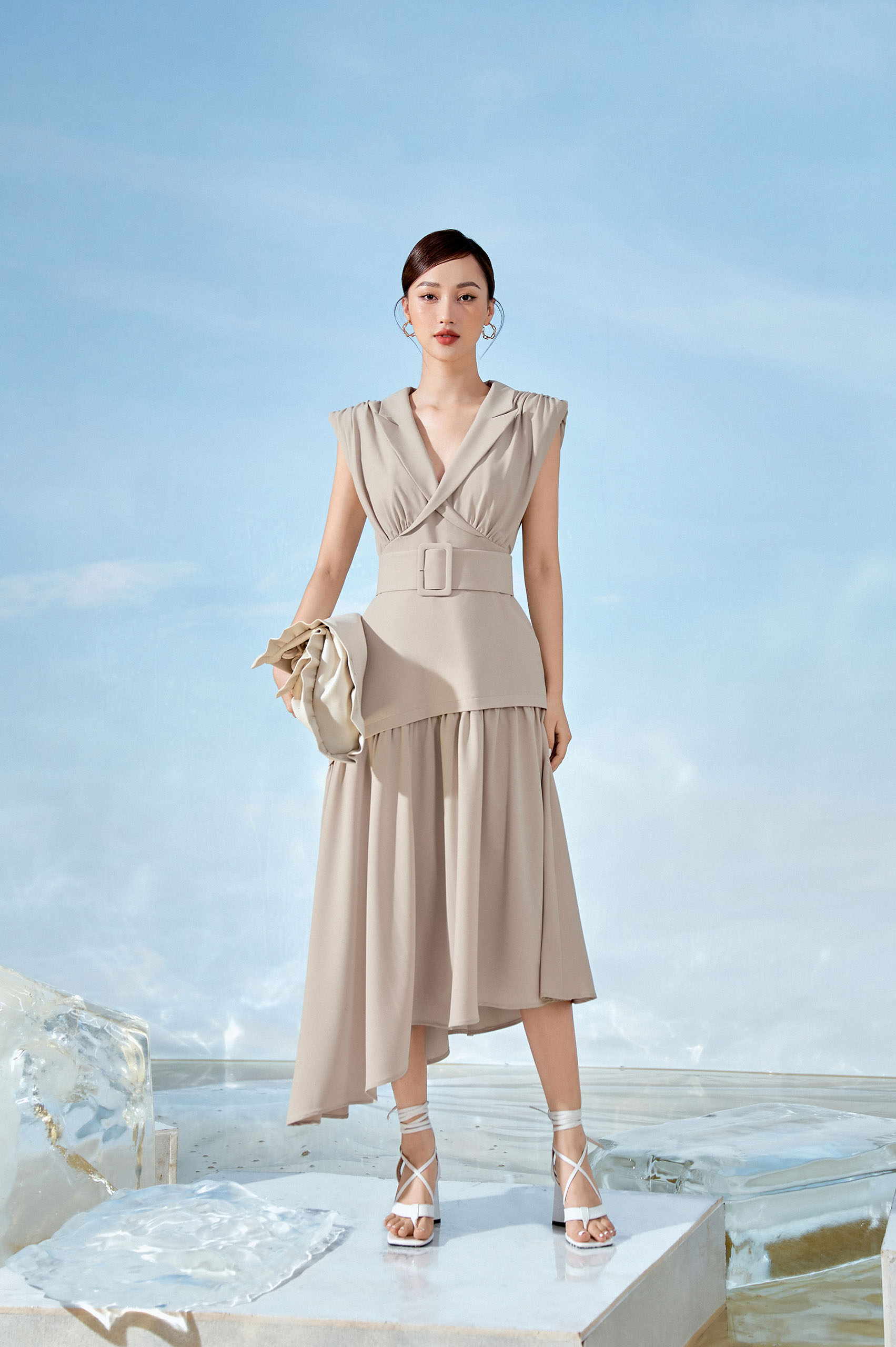 Sandy V-neck Long Dress