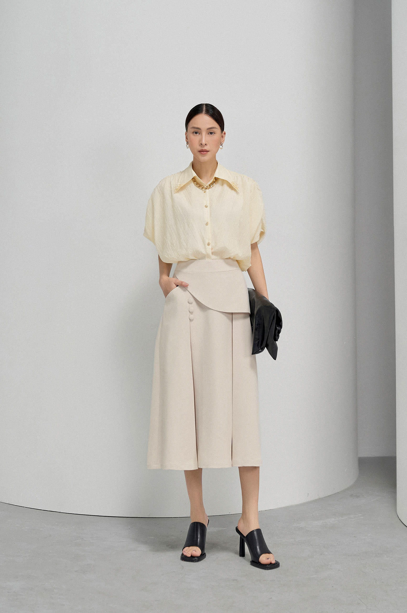 Illuminate Twill Skirt