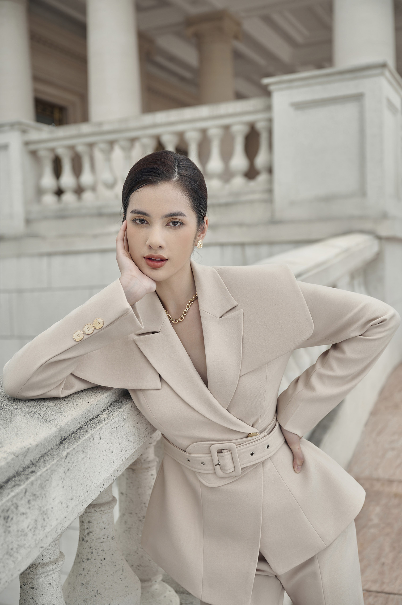 Ben Collar Cloak Blazer - Image 3