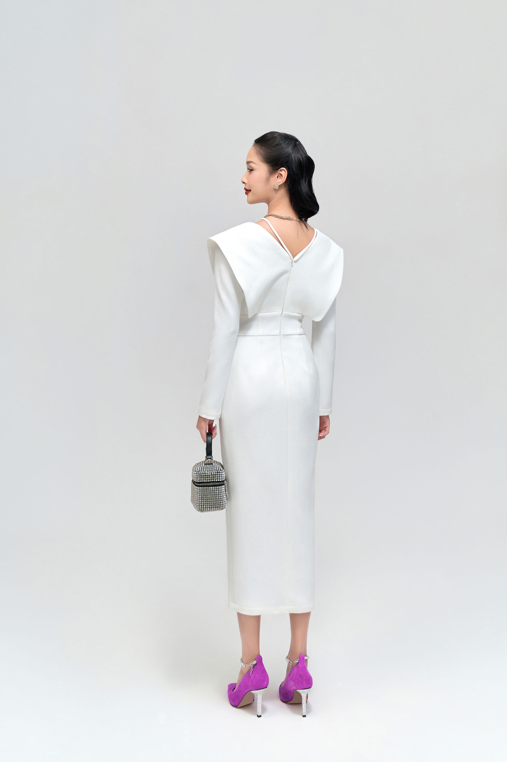 Wren White V-neck Pencil Dress - Image 4