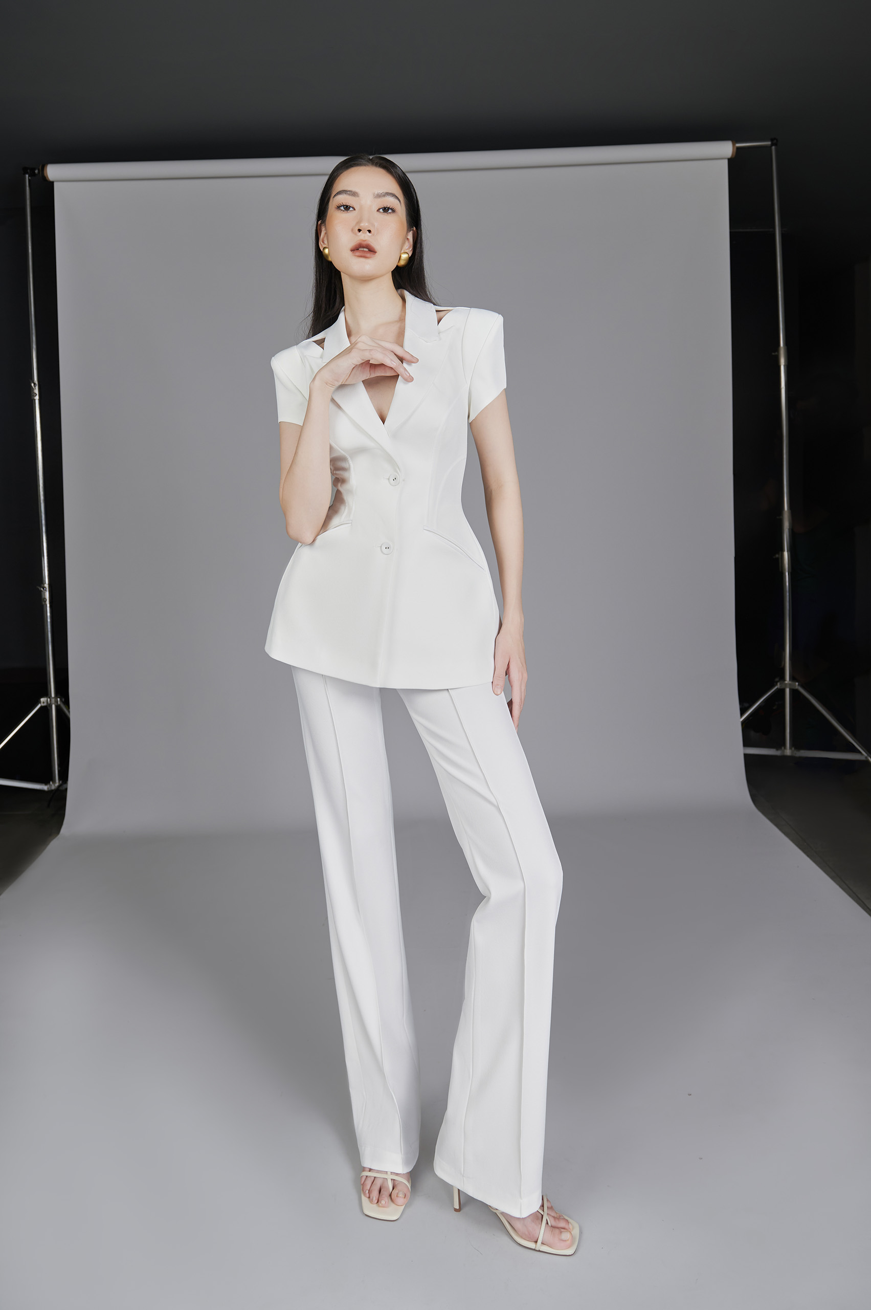 Chloe White Wide Leg Pants - Image 3
