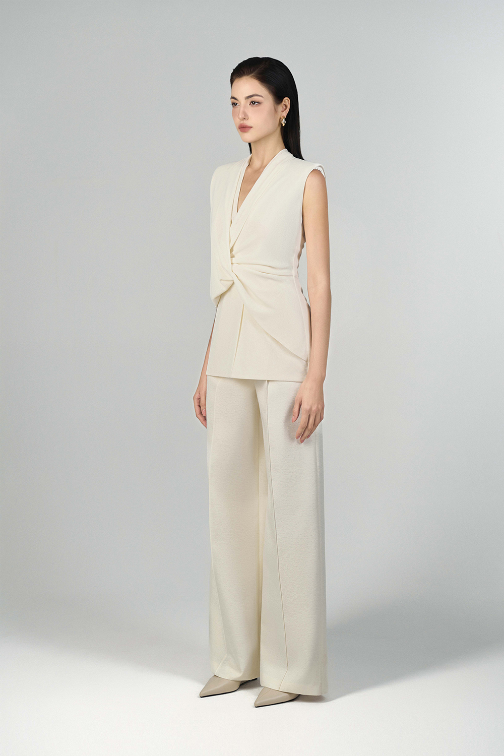 Mia Wide-leg Pleated Pants - Image 3