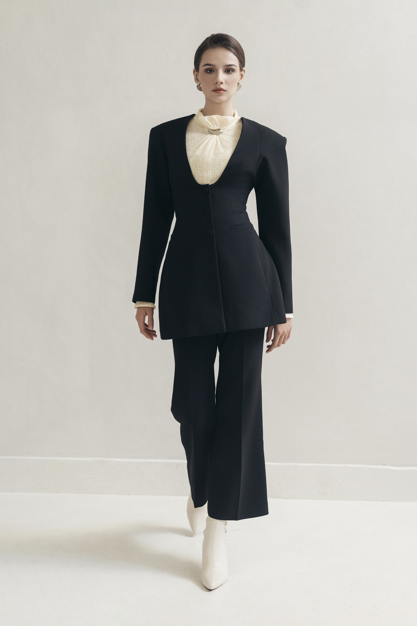 Black Fit Trousers - Image 9