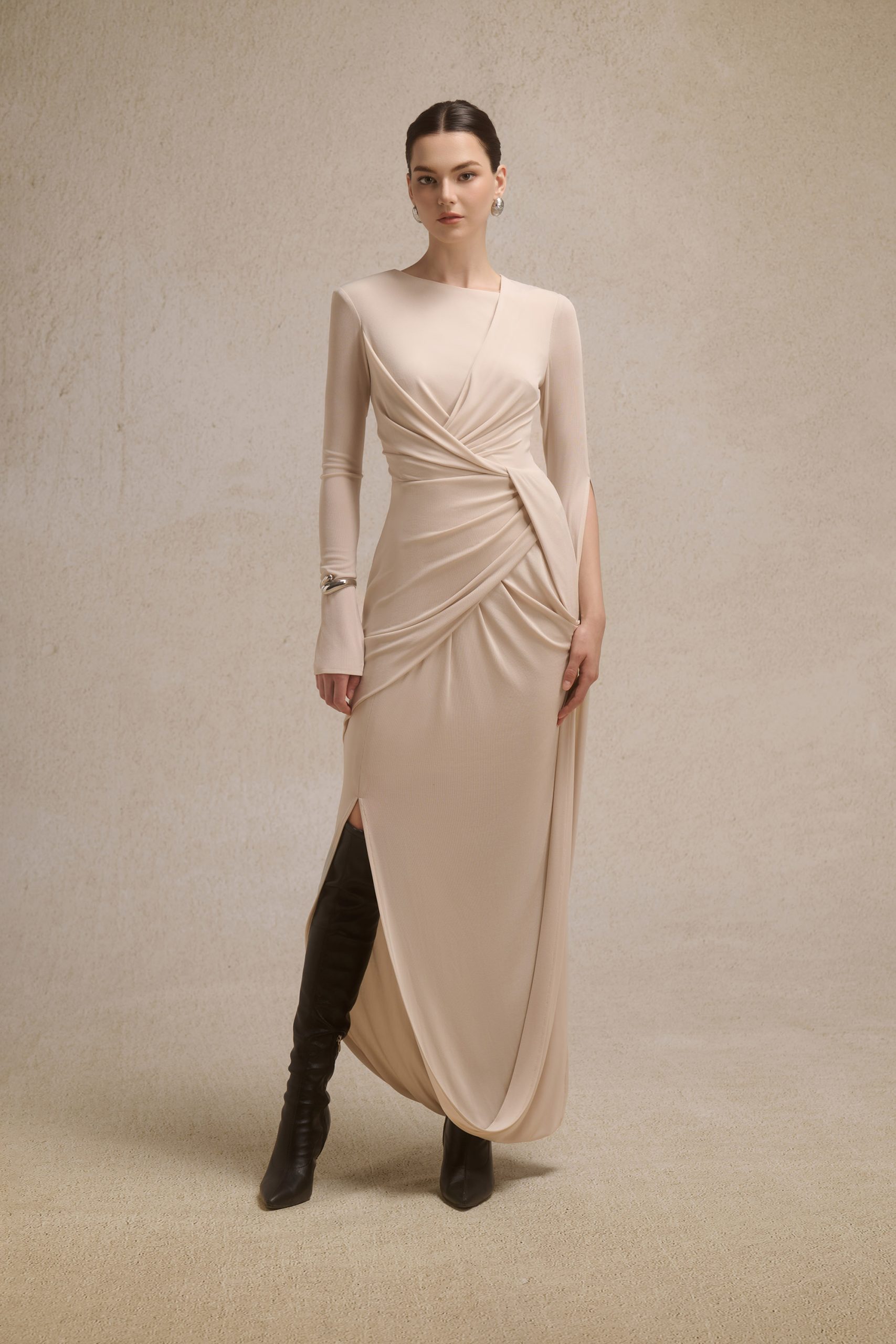 Lunara Tiered Midi in Coconut Cream - Image 4