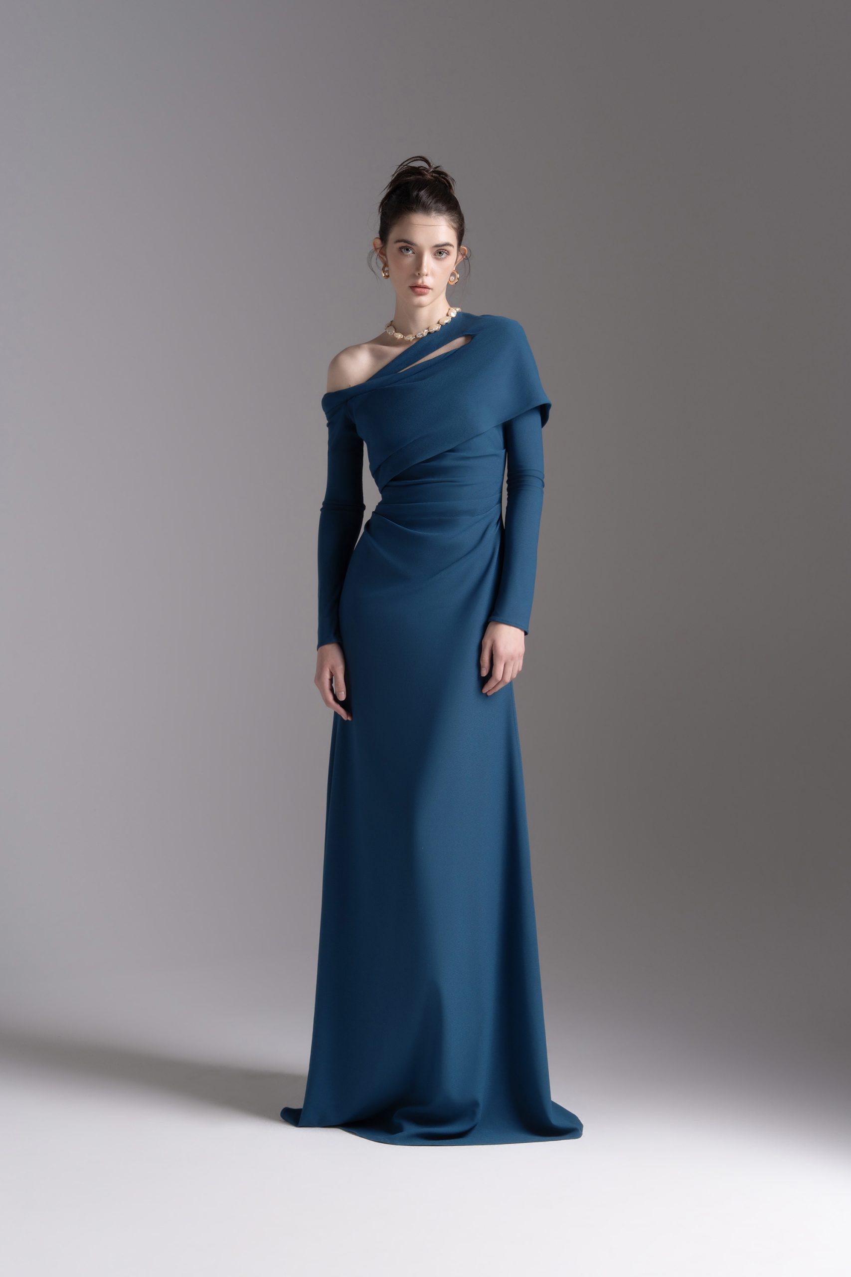 Twist Silhouette Dress - Image 5