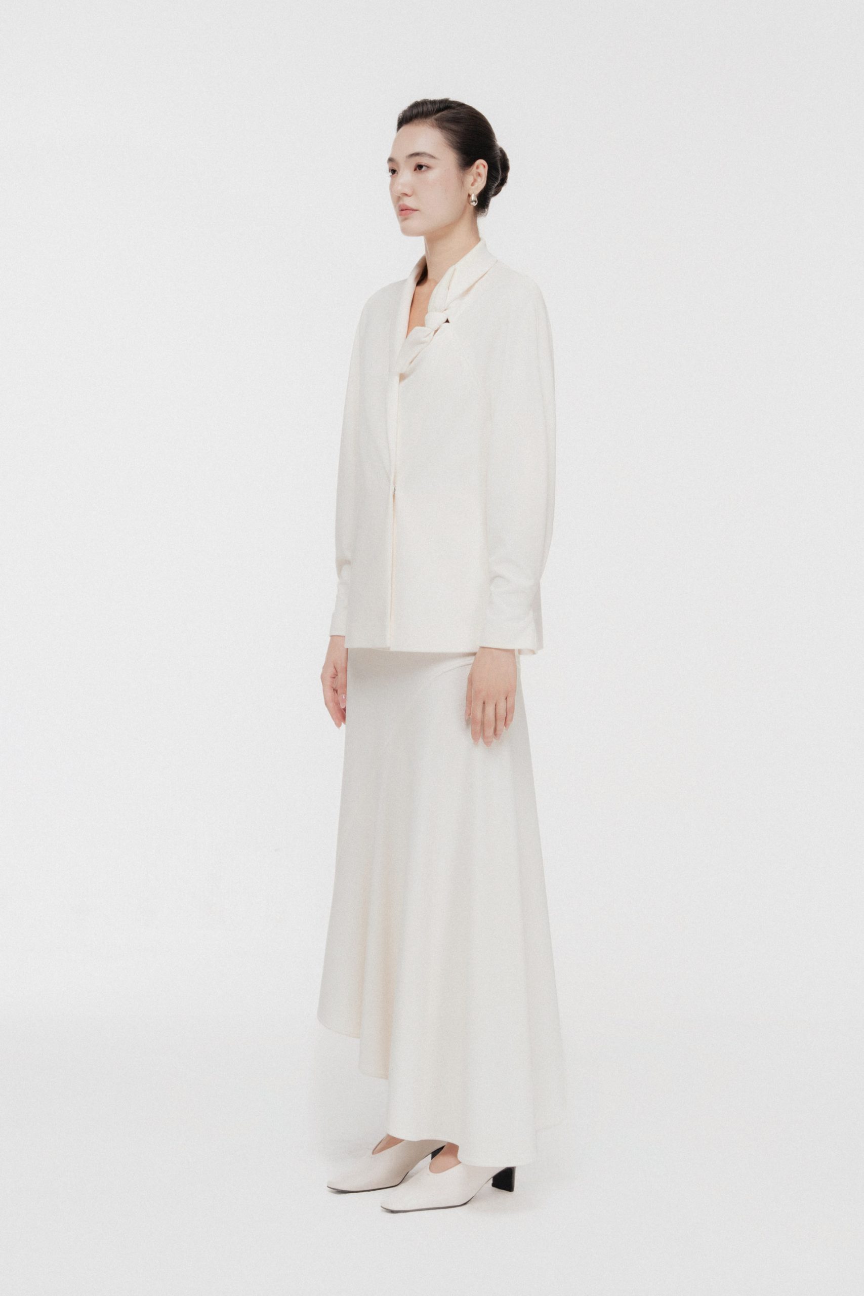 Asymmetric Bow Wrap Set in Cream - Image 2