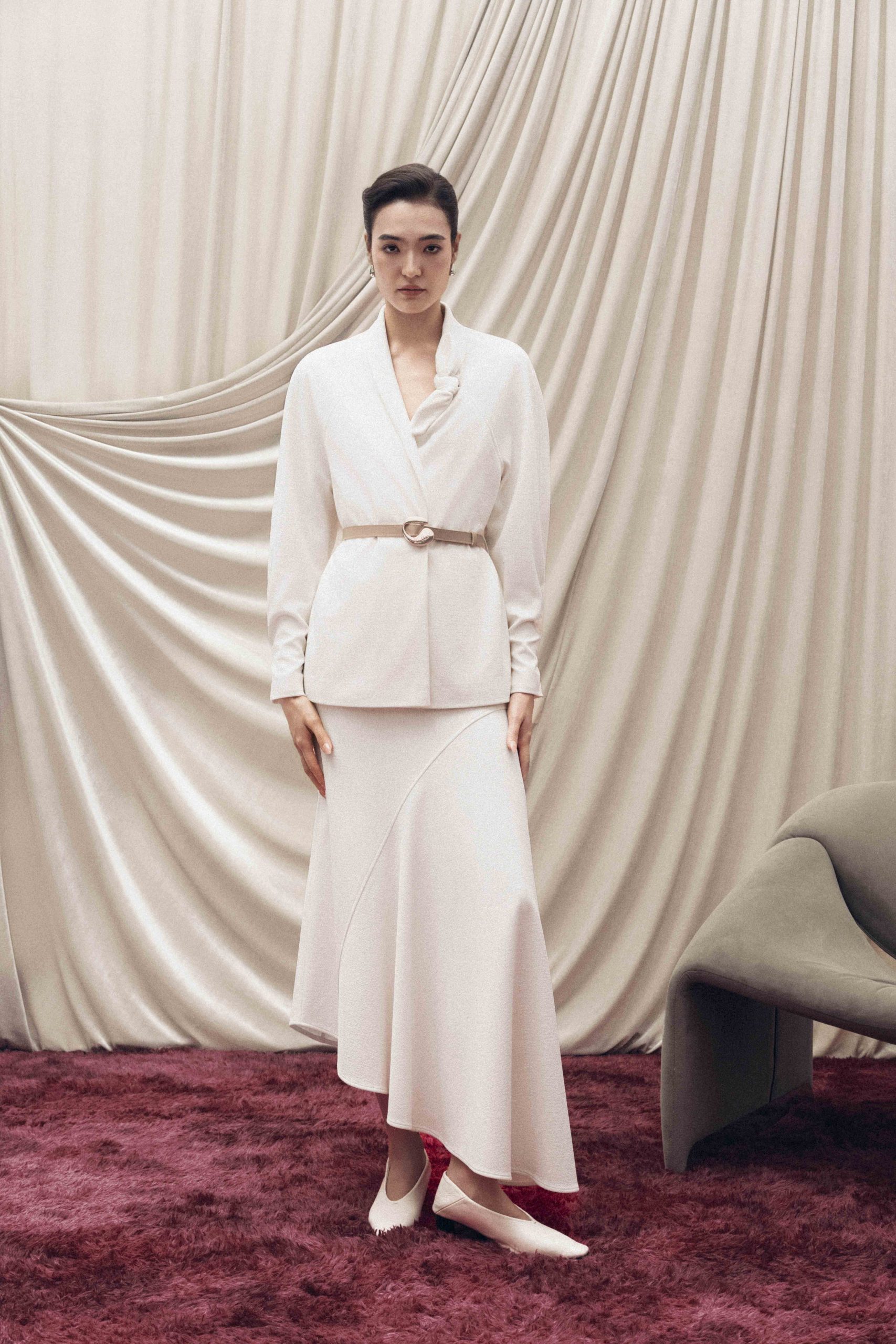 Asymmetric Bow Wrap Set in Cream - Image 4